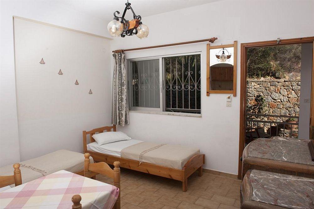 Panorama Apartments Poros Town Екстериор снимка