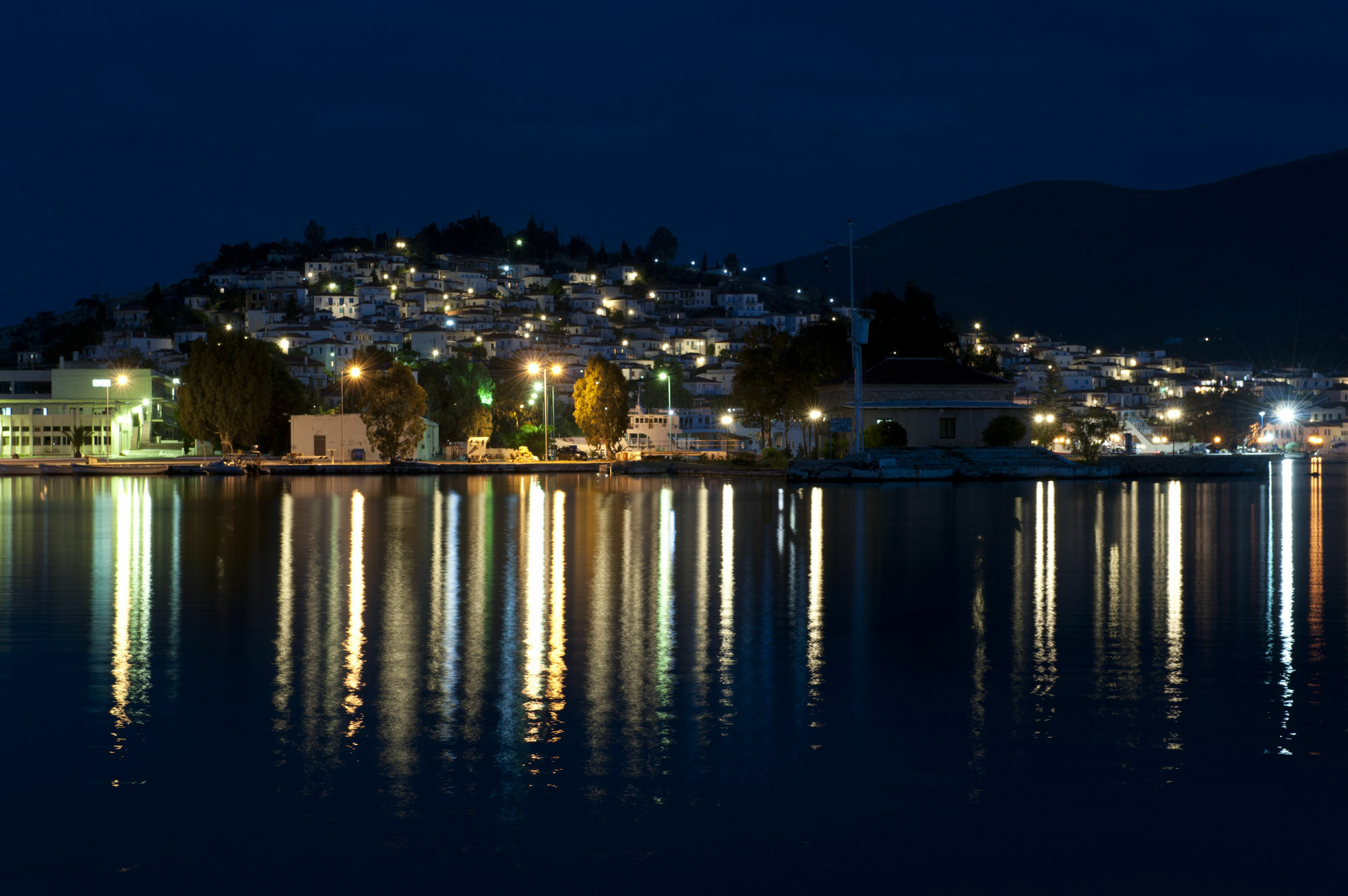 Panorama Apartments Poros Town Екстериор снимка